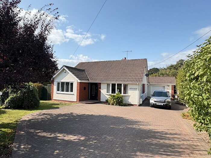 2 Bedroom Bungalow For Sale In Greenhill Road, Sandford, Winscombe, North Somerset., BS25