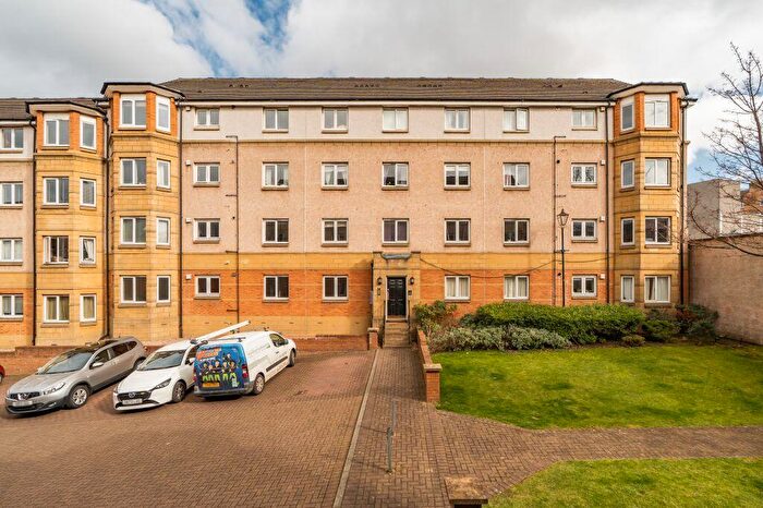 2 Bedroom Flat For Sale In / Easter Dalry Rigg, Edinburgh, EH11