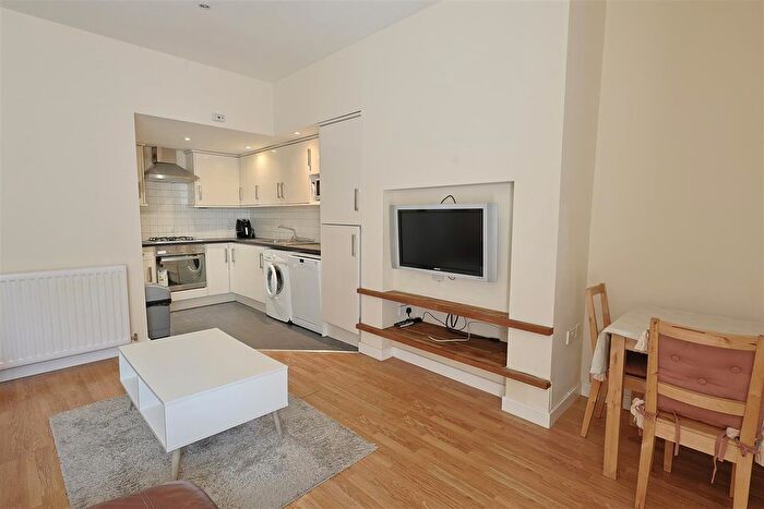 3 Bedroom Property To Rent In Bayswater Road, Jesmond, Newcastle Upon Tyne, NE2