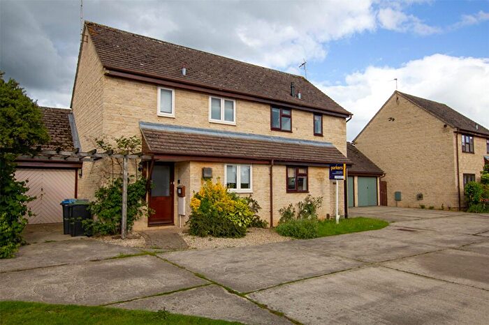 2 Bedroom Semi-Detached House To Rent In Manor Road, Cogges, Witney, Oxfordshire, OX28