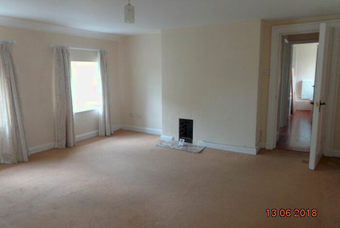 1 Bedroom Flat To Rent In Church Street, Gainsborough, DN21