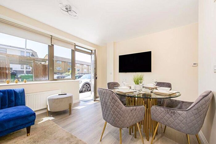 1 Bedroom Flat To Rent In Station Road, West Drayton, UB7