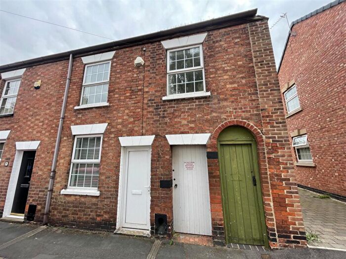 3 Bedroom Terraced House For Sale In Hastings Street, Loughborough, LE11
