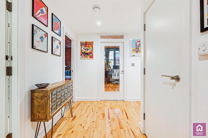 2 Bedroom Flat For Sale In Chorlton Mill, Manchester, Manchester City Centre, M1