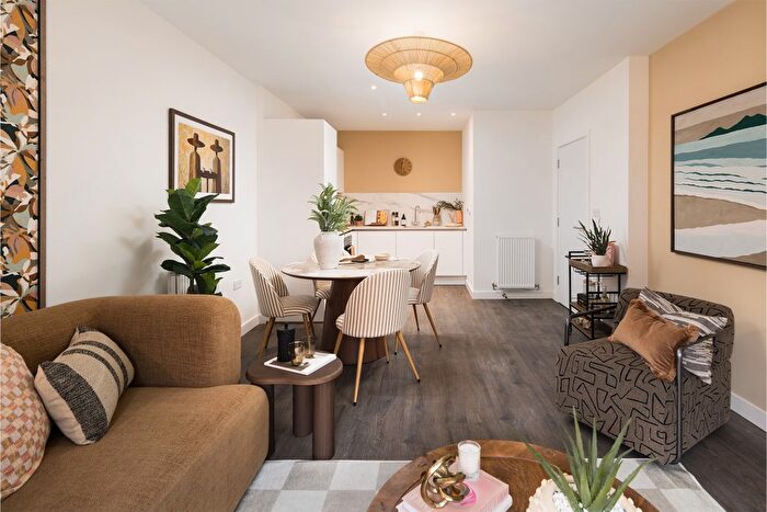 1 Bedroom Flat For Sale In "Beech Apartments" At Meadowlark House, Moorhen Drive, Tyrrel Way, Hendon, NW9