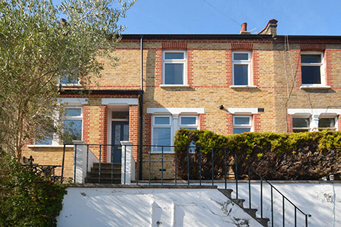 3 Bedroom Terraced House For Sale In Tormount Road, London, SE18