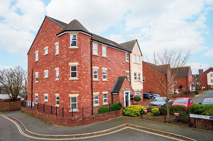 2 Bedroom Flat For Sale In Lime Tree House, Hunters Walk, Chesterfield, S40