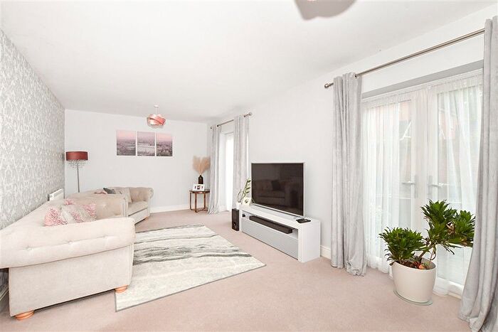 4 Bedroom Detached House For Sale In Millennium Way, Heathfield, East Sussex, TN21