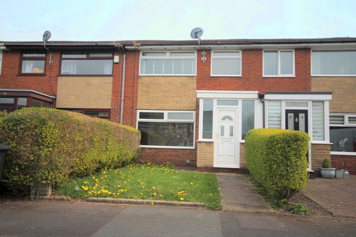 3 Bedroom Mews House To Rent In Harwood Vale, Harwood, Bolton, Greater Manchester, BL2