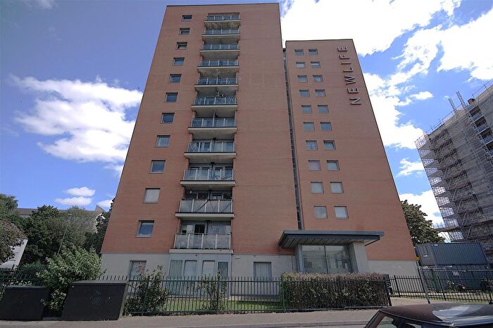 2 Bedroom Flat To Rent In Crispin Street, Northampton, NN1