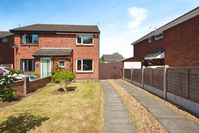 2 Bedroom Semi-Detached House For Sale In Wood Link, Nottingham, NG6