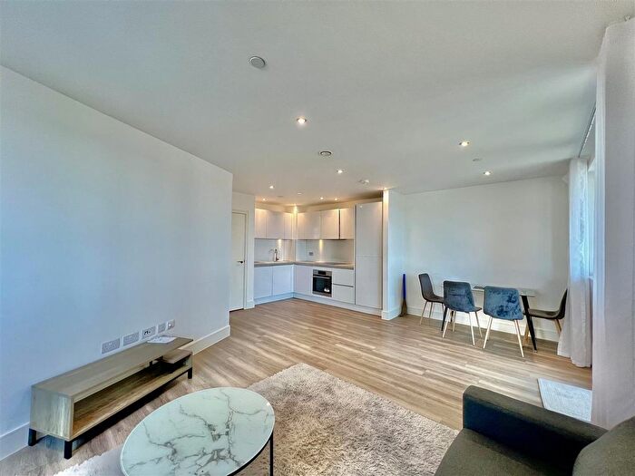 2 Bedroom Flat To Rent In Ashwell House, Healum Avenue, Southall, UB2