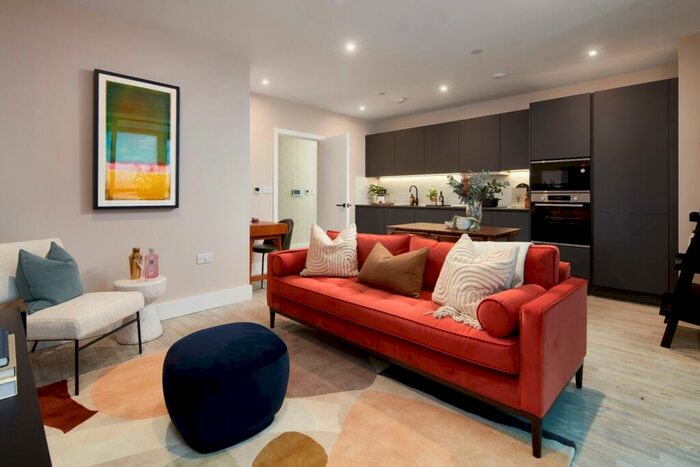 2 Bedroom Apartment To Rent In Pearson Building, London Square, Croydon Cro, CR0