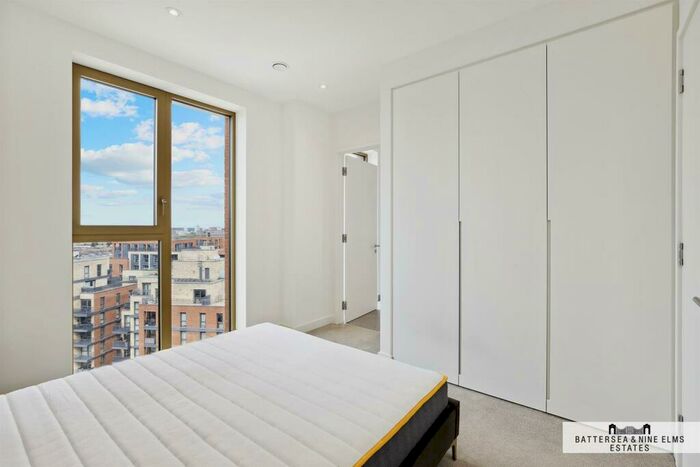 2 Bedroom Apartment To Rent In East Apartments, Heart Of Hale, N17