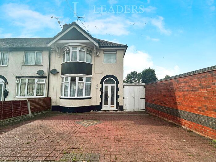 3 Bedroom Semi-Detached House To Rent In Whitgreave Street, B70