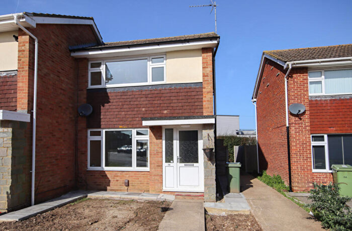 2 Bedroom Semi-Detached House To Rent In Wellington Road, Sittingbourne, ME10