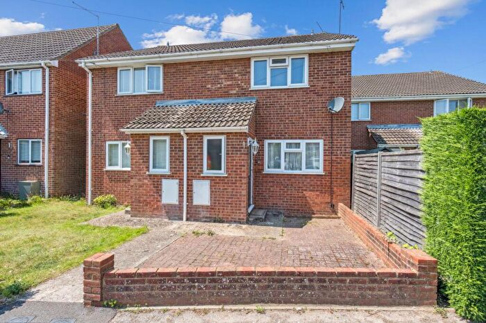1 Bedroom Terraced House For Sale In Jennings Field, Flackwell Heath, HP10