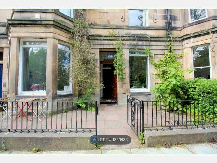 4 Bedroom Flat To Rent In Bruntsfield, Edinburgh, EH10
