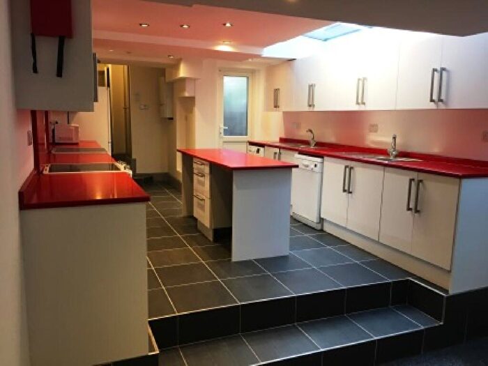 8 Bedroom House To Rent In Selly Hill Road, Selly Oak, Birmingham, West Midlands, B29