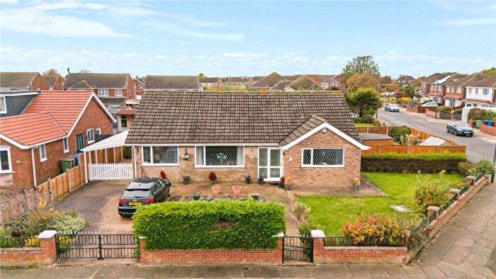 4 Bedroom Bungalow For Sale In Gayton Road, Cleethorpes, DN35