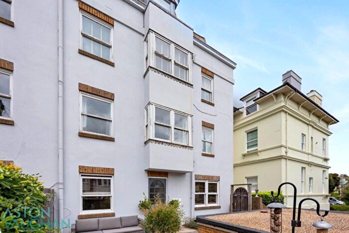2 Bedroom Apartment For Sale In Cumberland Road, Brighton, BN1