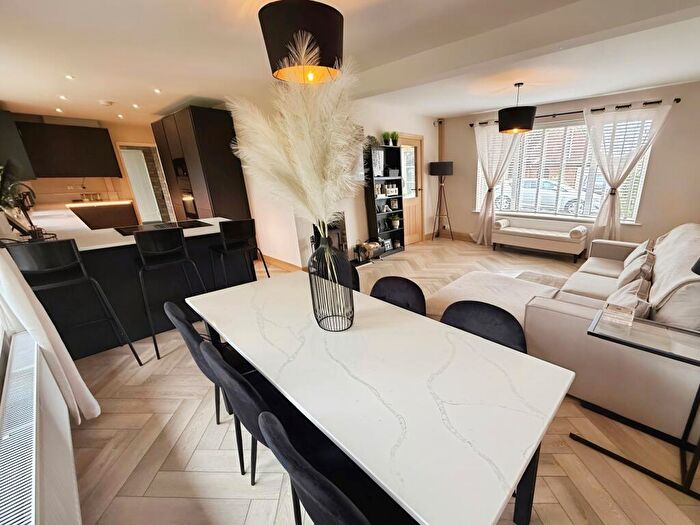 3 Bedroom Detached House For Sale In Wetherby Crescent, Lincoln, LN6