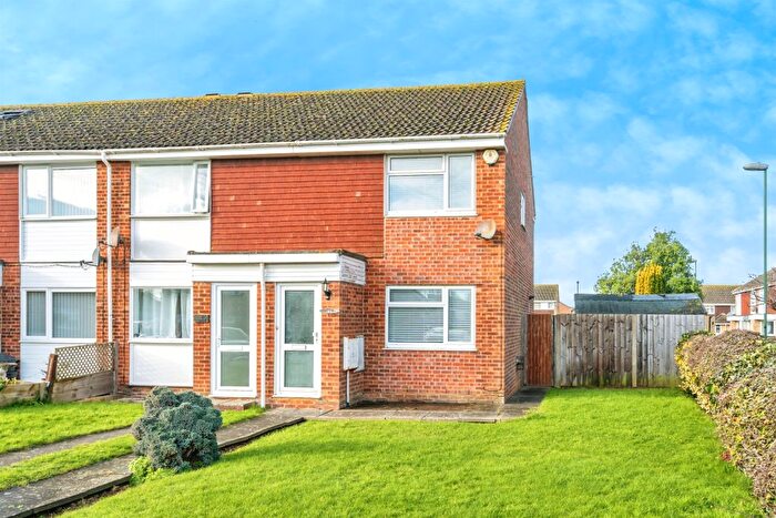 2 Bedroom End Terrace House For Sale In Ravens Way, Bognor Regis, PO22