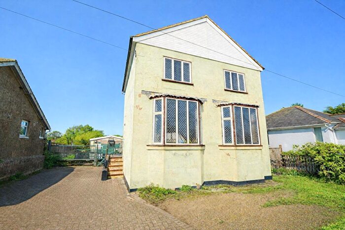 3 Bedroom Detached House For Sale In Bexhill Road, St. Leonards-On-Sea, TN38
