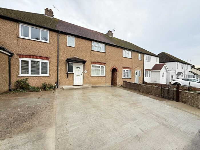 3 Bedroom House To Rent In St Agnells Lane, Hemel Hempstead, HP2