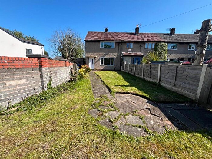 2 Bedroom End Of Terrace House For Sale In Newmarket Road, Ashton-Under-Lyne, OL7