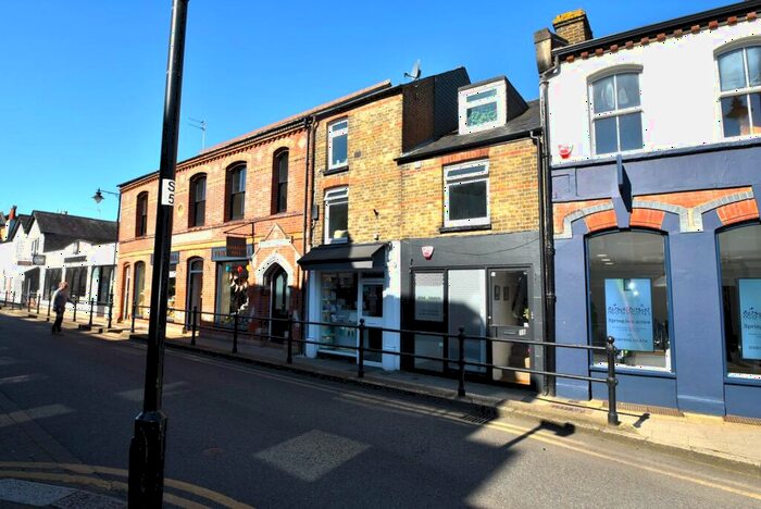 1 Bedroom Apartment To Rent In St. Leonards Road, Windsor, Berkshire, SL4