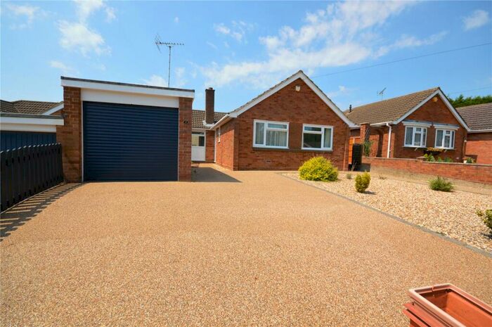 3 Bedroom Bungalow To Rent In Sedbury Close, Luton, Bedfordshire, LU3