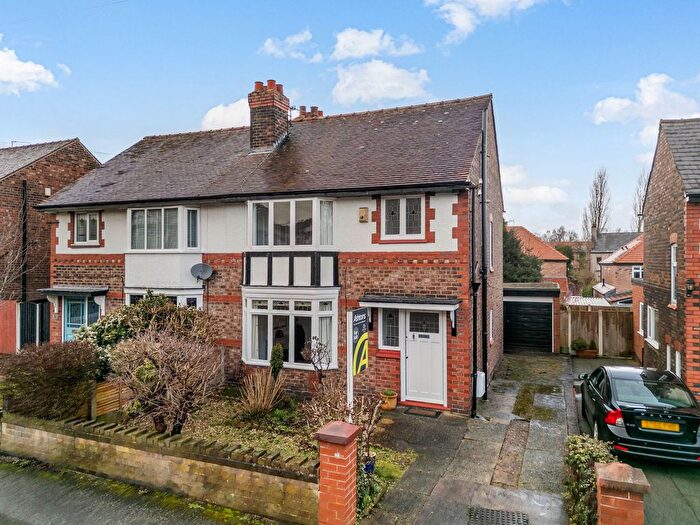 3 Bedroom Semi-detached House For Sale In Stanley Avenue, Stockton Heath, WA4