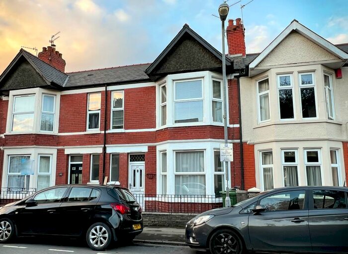 3 Bedroom Terraced House To Rent In Clodien Avenue, Heath, Cardiff, CF14