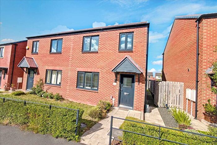 3 Bedroom Semi-Detached House To Rent In Baroney Way, St. Nicholas Manor, Cramlington, NE23