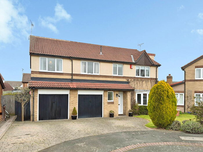 6 Bedroom Detached House For Sale In Pinewood Avenue, Cramlington, NE23