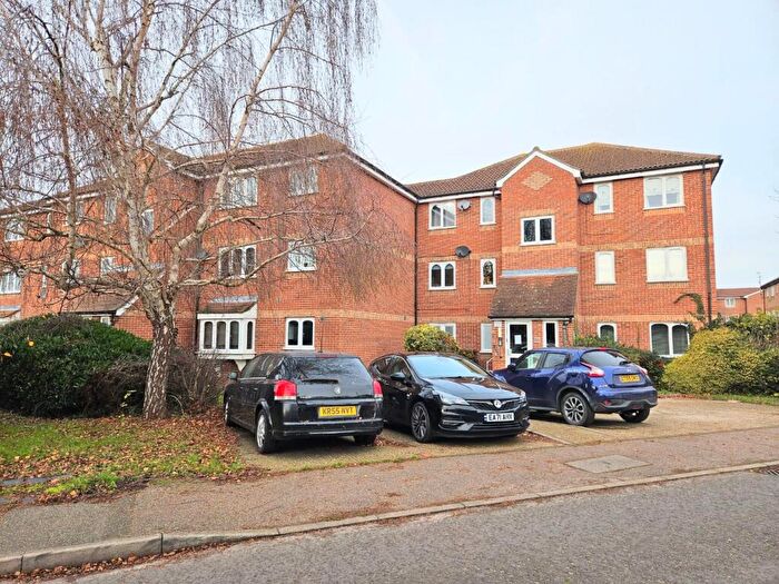 1 Bedroom Flat To Rent In Lesney Gardens, Rochford, SS4