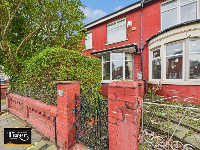 3 Bedroom Semi Detached House For Sale In Salisbury Road, Blackpool, FY1