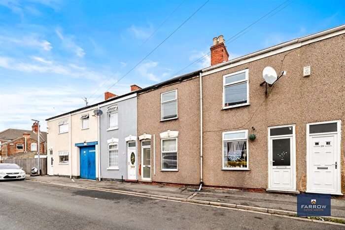 3 Bedroom Terraced House For Sale In Castle Street, Grimsby, DN32