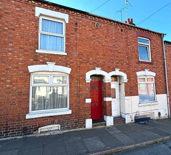 2 Bedroom Terraced House To Rent In Cambridge Street, Northampton, NN2