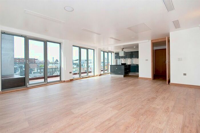 2 Bedroom Flat To Rent In Saffron Hill, London, EC1N