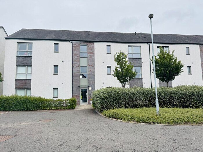 2 Bedroom Apartment To Rent In Glendevon Drive, Stirling, FK8