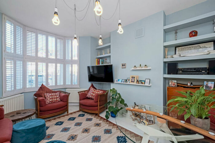 2 Bedroom Flat To Rent In Kemble Road, Forest Hill, London, SE23