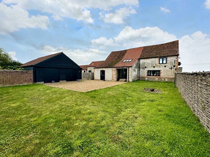 3 Bedroom Barn Conversion To Rent In Thetford Road, Northwold, Thetford, IP26