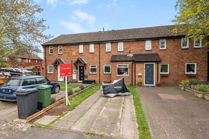 2 Bedroom Terraced House To Rent In Thatcham, Berkshire, RG19