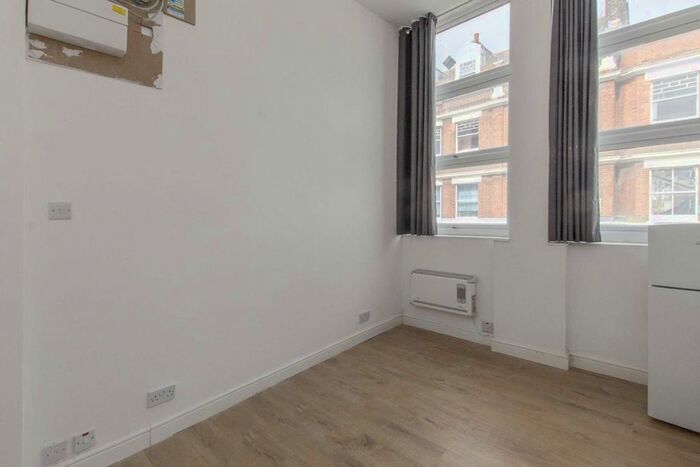 Studio To Rent In Broadway, London, W13