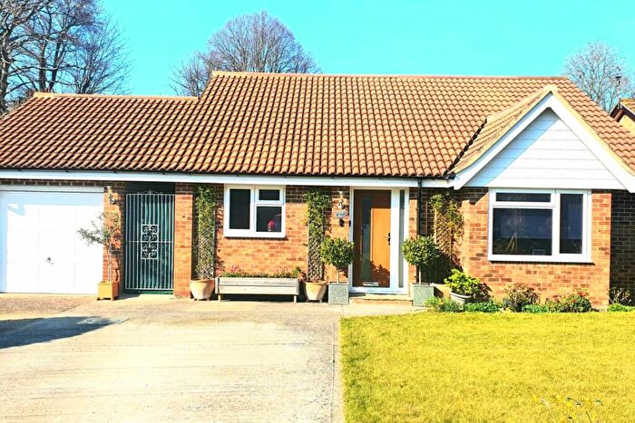 2 Bedroom Detached Bungalow For Sale In Brookfield Gardens, Ryde, PO33
