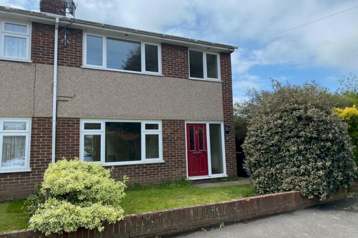 3 Bedroom Terraced House To Rent In Hubert Way, Broadstairs, Kent, CT10