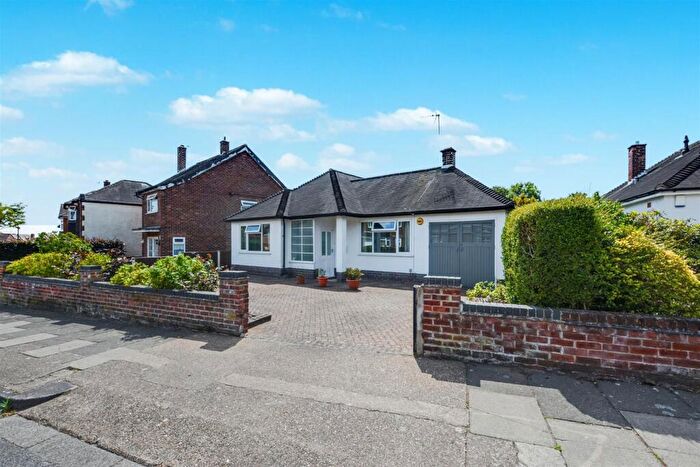 2 Bedroom Detached Bungalow For Sale In Burnside Drive, Bramcote, NG9