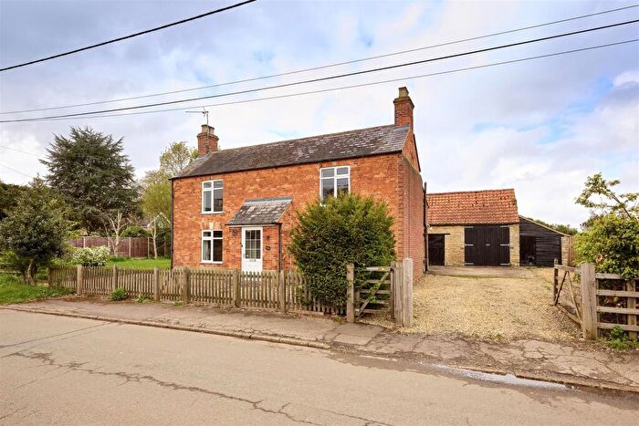 3 Bedroom Detached House For Sale In Main Street, Aldwincle, NN14